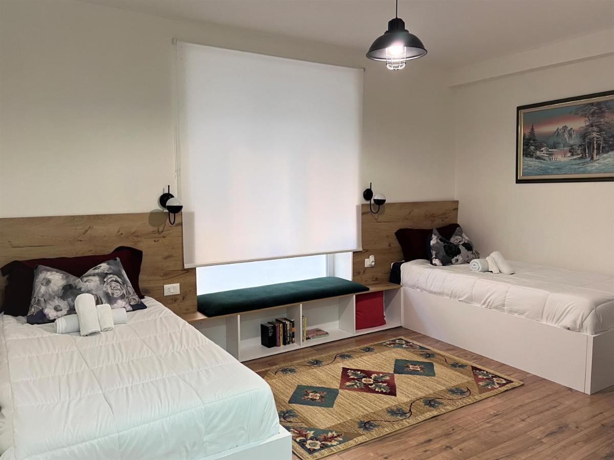 تيرانا Grand Park & Bllok Area Rooms المظهر الخارجي الصورة